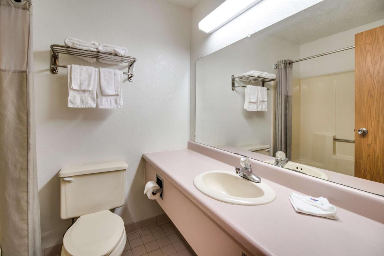 Motel 6-Marion, Il Luaran gambar