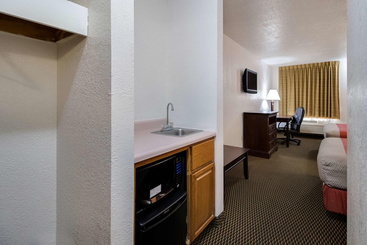 Motel 6-Marion, Il Luaran gambar