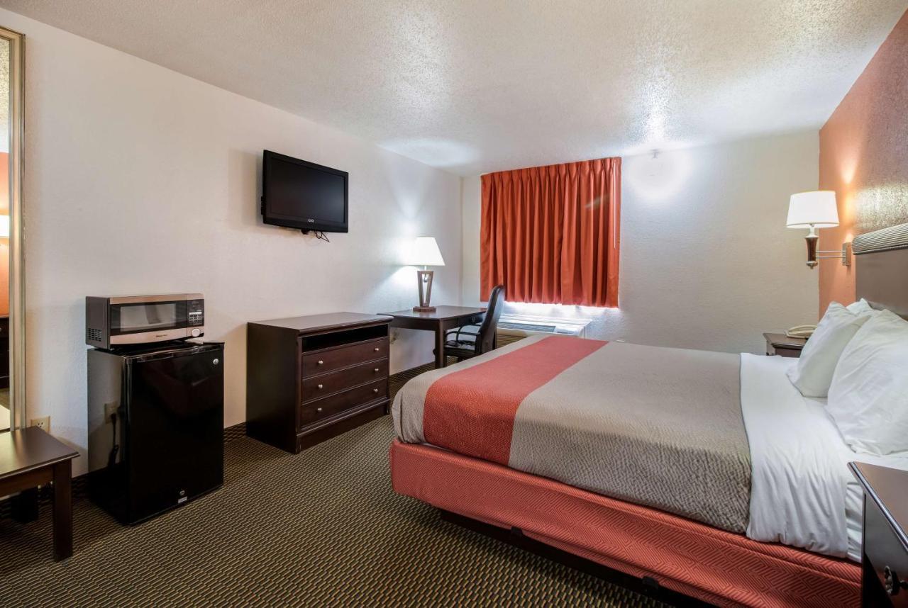 Motel 6-Marion, Il Luaran gambar