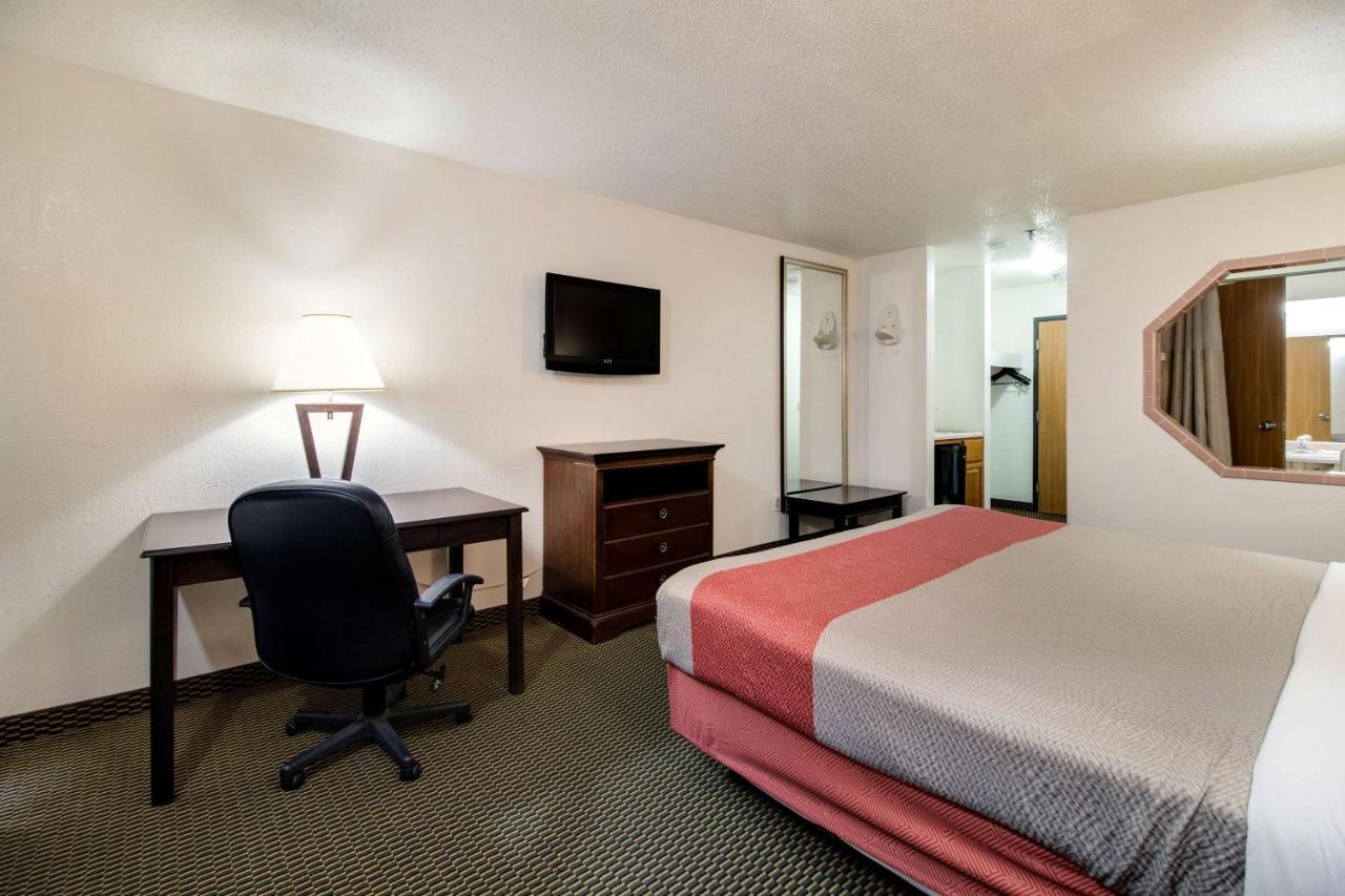 Motel 6-Marion, Il Luaran gambar